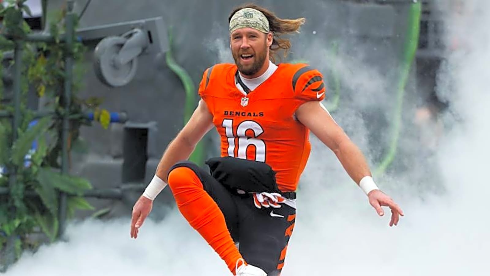 Trenton Irwin Joins the Jaguars When Football Meets Wrestling, and Streaming Gets Smarter with Hulk TV