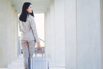 How eSIMs are Revolutionizing Travel in Russia and Bali