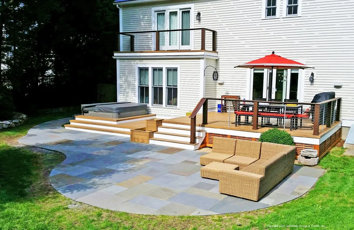 Expert Lexington deck builder upgrades homes with perfect outdoor retreats